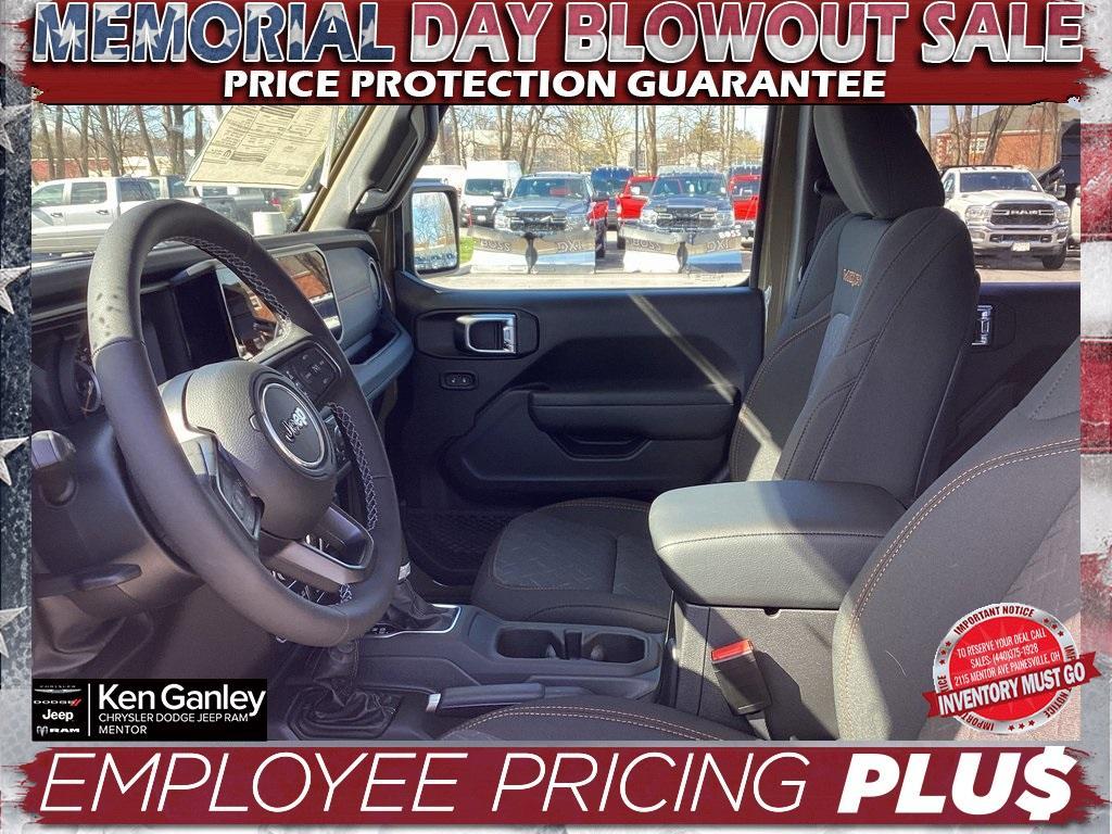 new 2025 Jeep Gladiator car, priced at $49,270