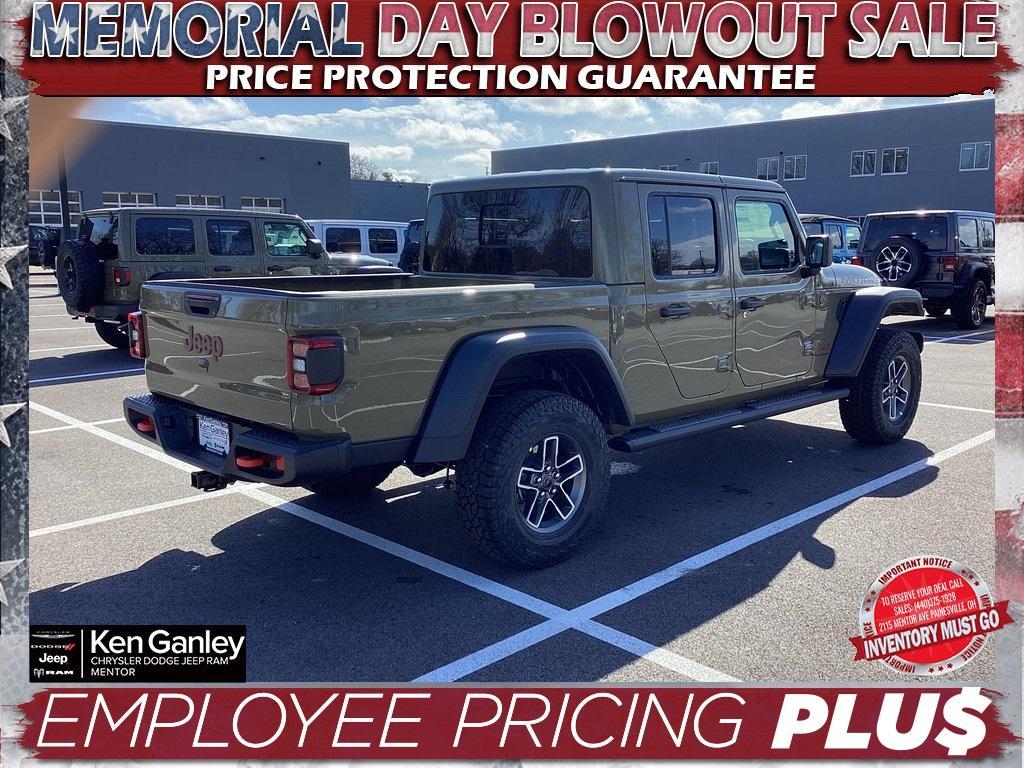 new 2025 Jeep Gladiator car, priced at $49,270