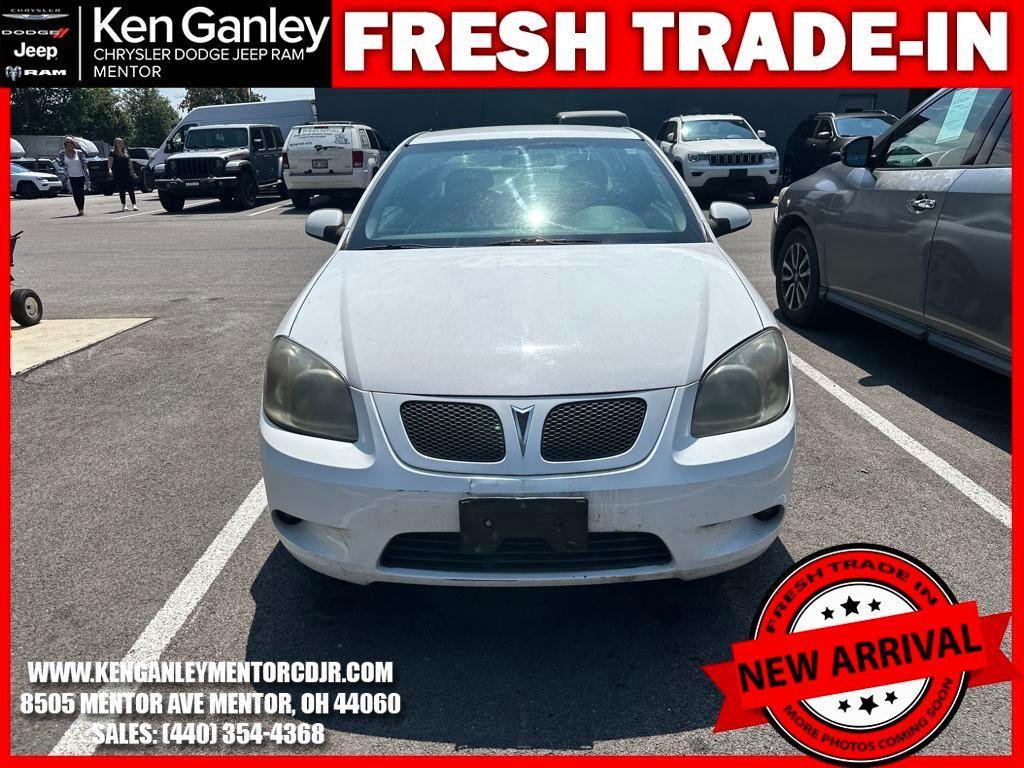 used 2009 Pontiac G5 car, priced at $3,900