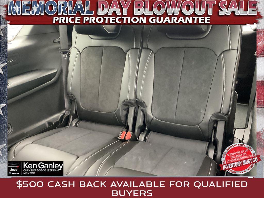 new 2025 Jeep Grand Cherokee L car, priced at $43,252