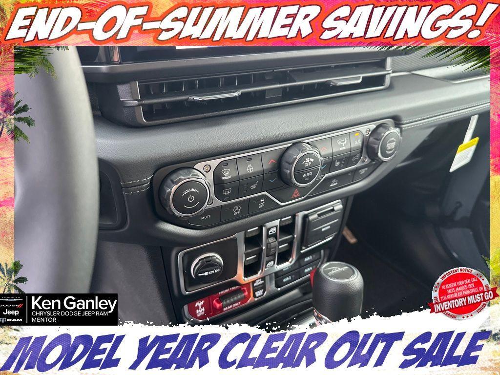 new 2025 Jeep Gladiator car, priced at $42,605