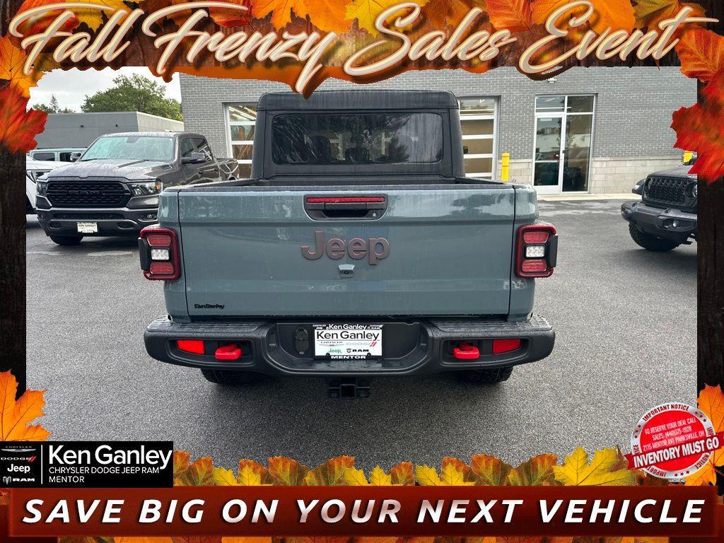 new 2025 Jeep Gladiator car, priced at $42,605