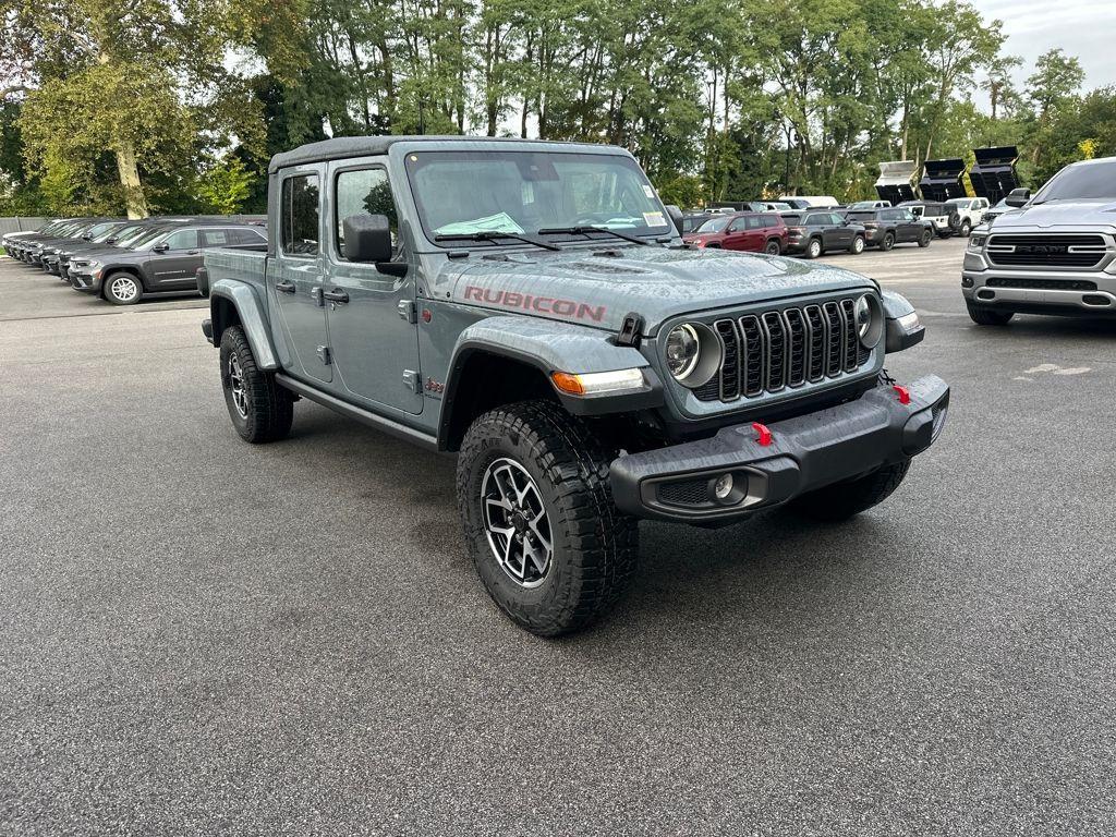 new 2025 Jeep Gladiator car, priced at $42,605