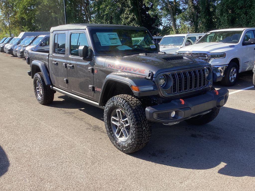 new 2025 Jeep Gladiator car, priced at $43,955