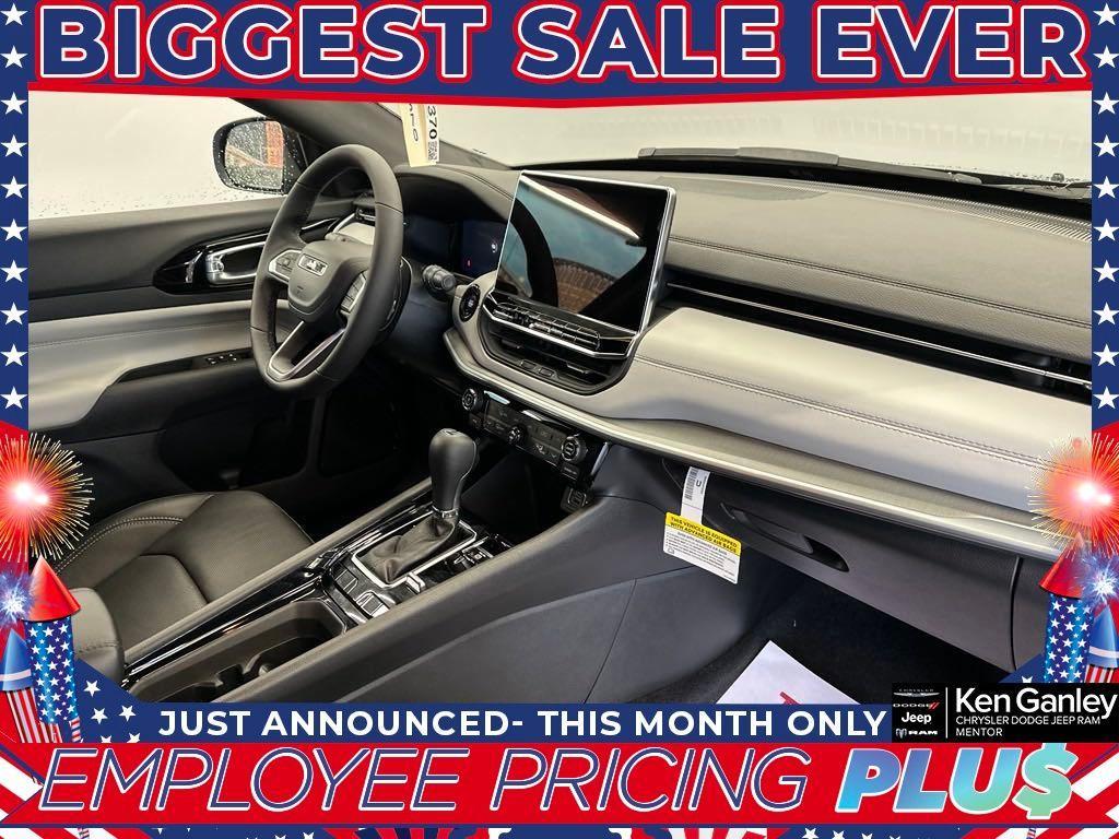 new 2025 Jeep Compass car, priced at $32,851