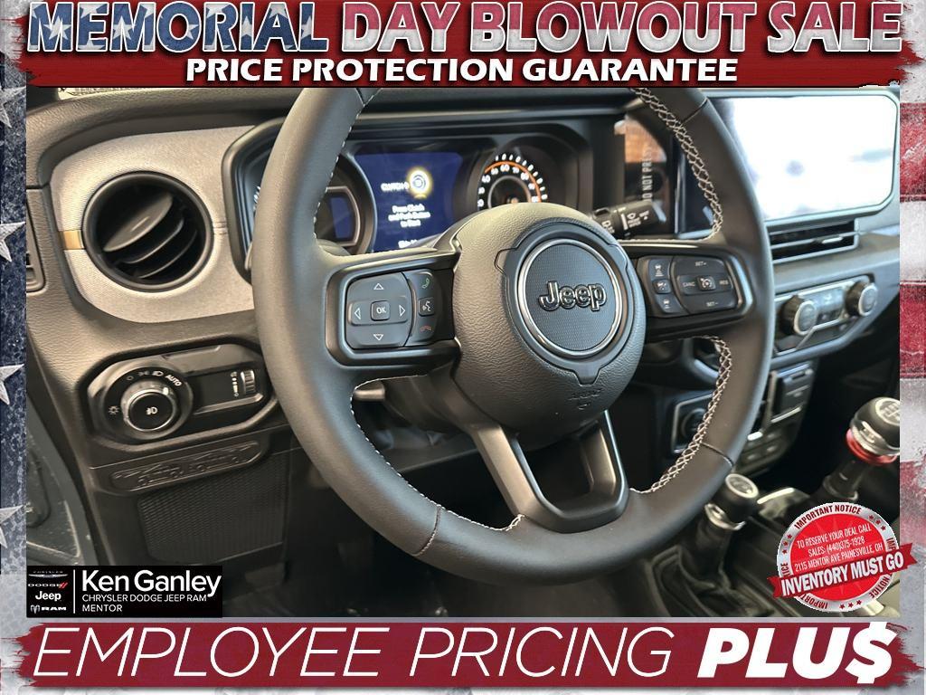 new 2025 Jeep Wrangler car, priced at $46,190