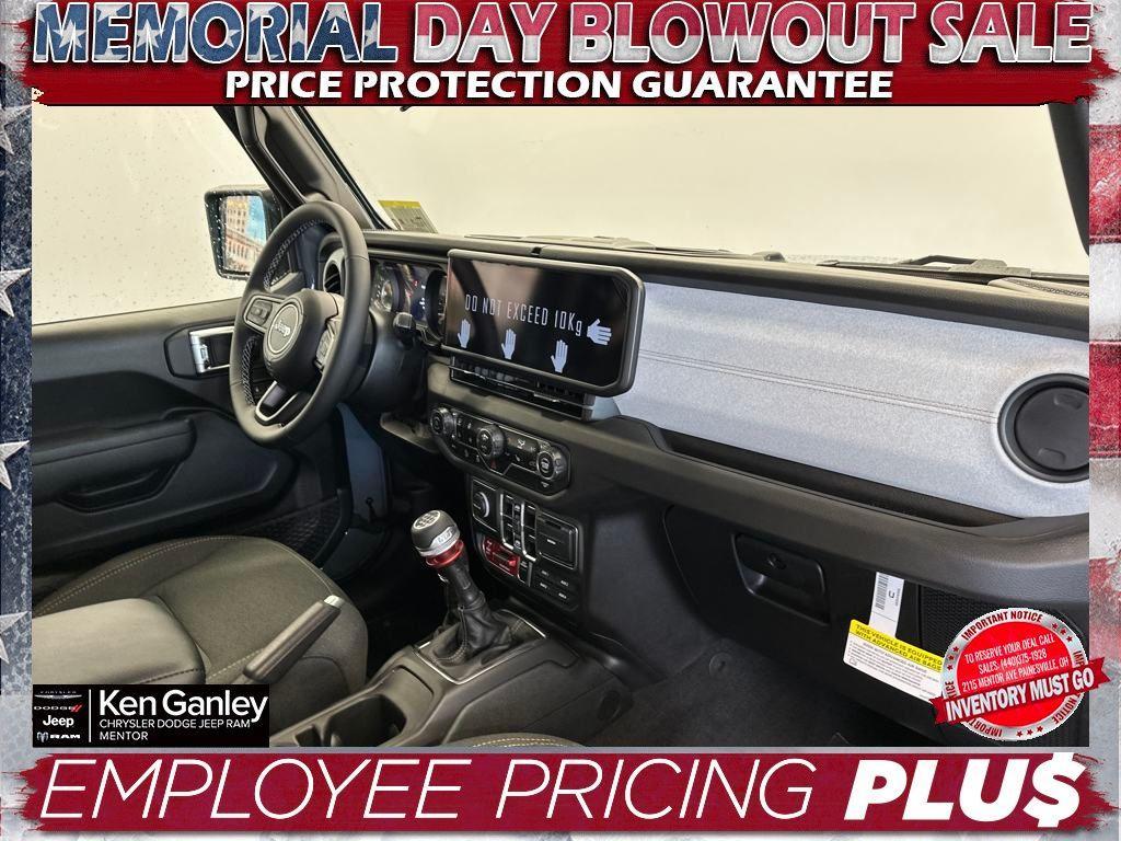 new 2025 Jeep Wrangler car, priced at $45,490