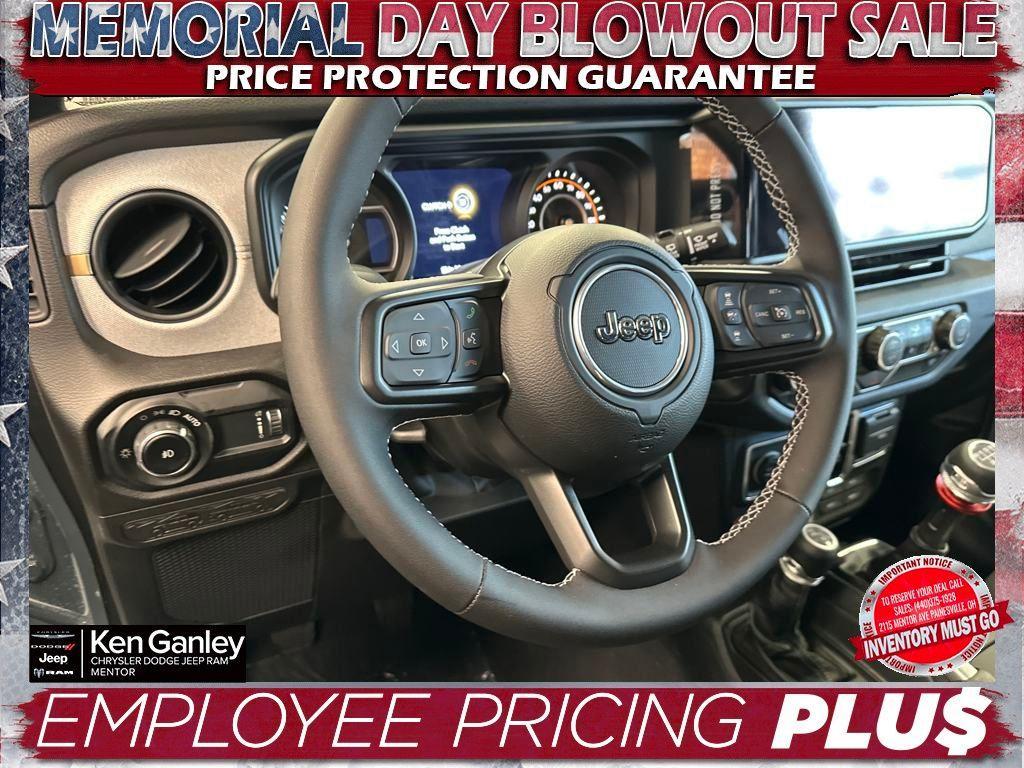 new 2025 Jeep Wrangler car, priced at $45,490
