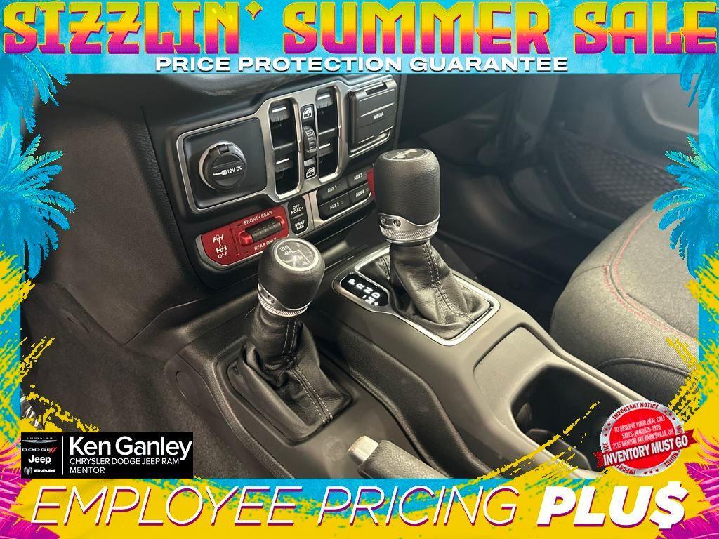 new 2025 Jeep Wrangler car, priced at $47,995