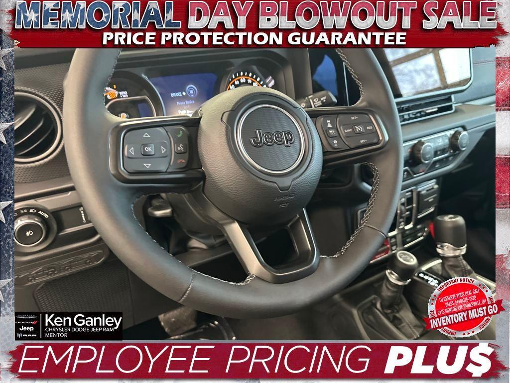 new 2025 Jeep Wrangler car, priced at $52,248