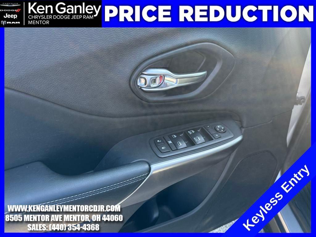 used 2019 Jeep Cherokee car, priced at $16,400
