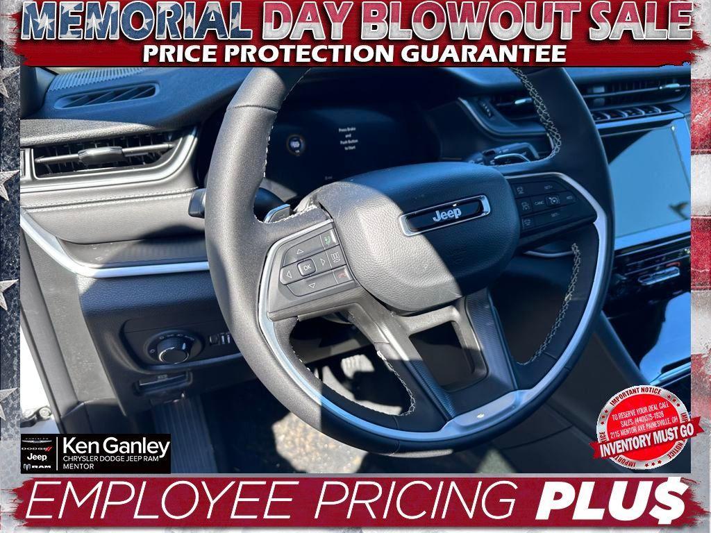 new 2025 Jeep Grand Cherokee car, priced at $38,019