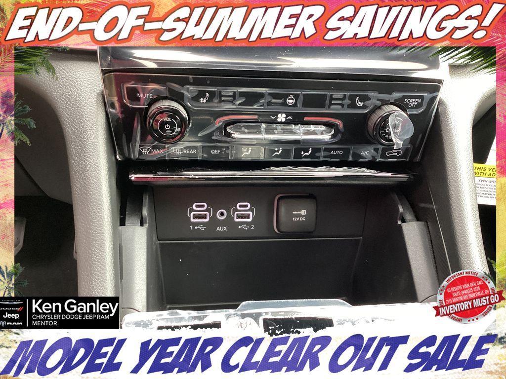new 2025 Jeep Grand Cherokee car, priced at $47,571
