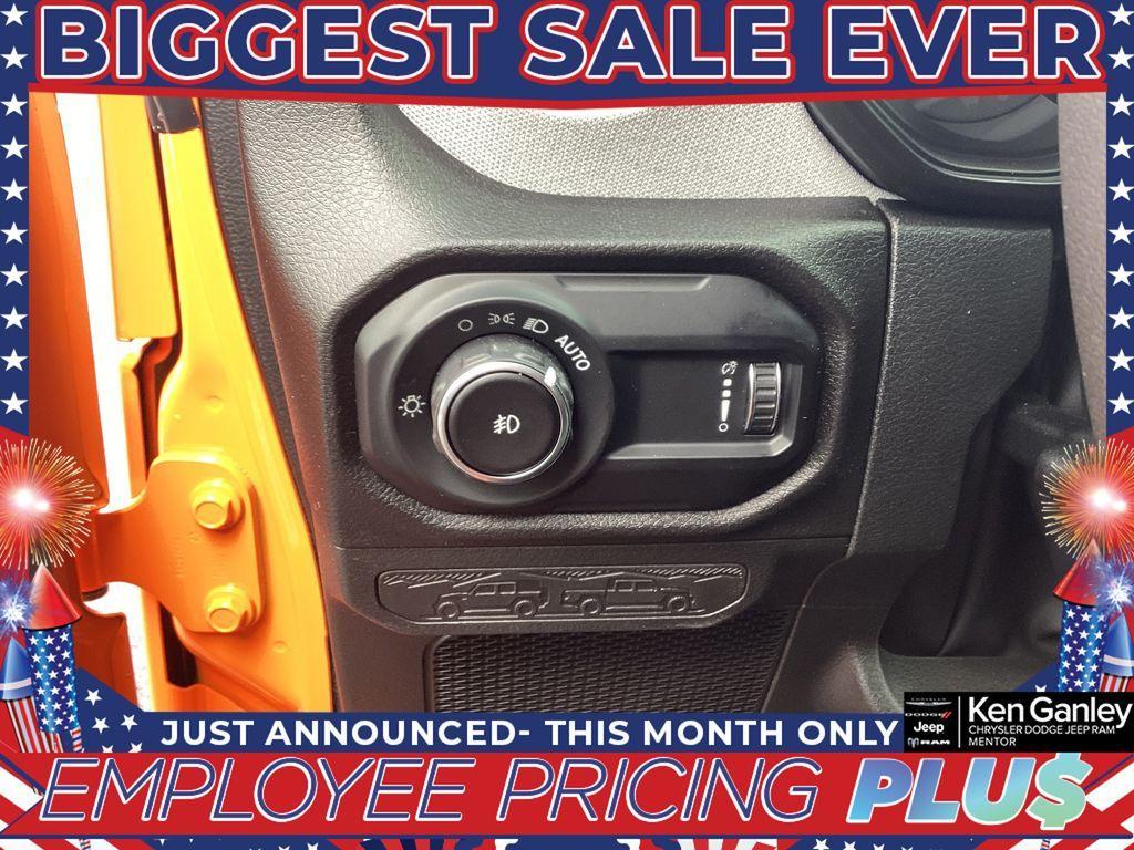 new 2025 Jeep Wrangler car, priced at $50,513