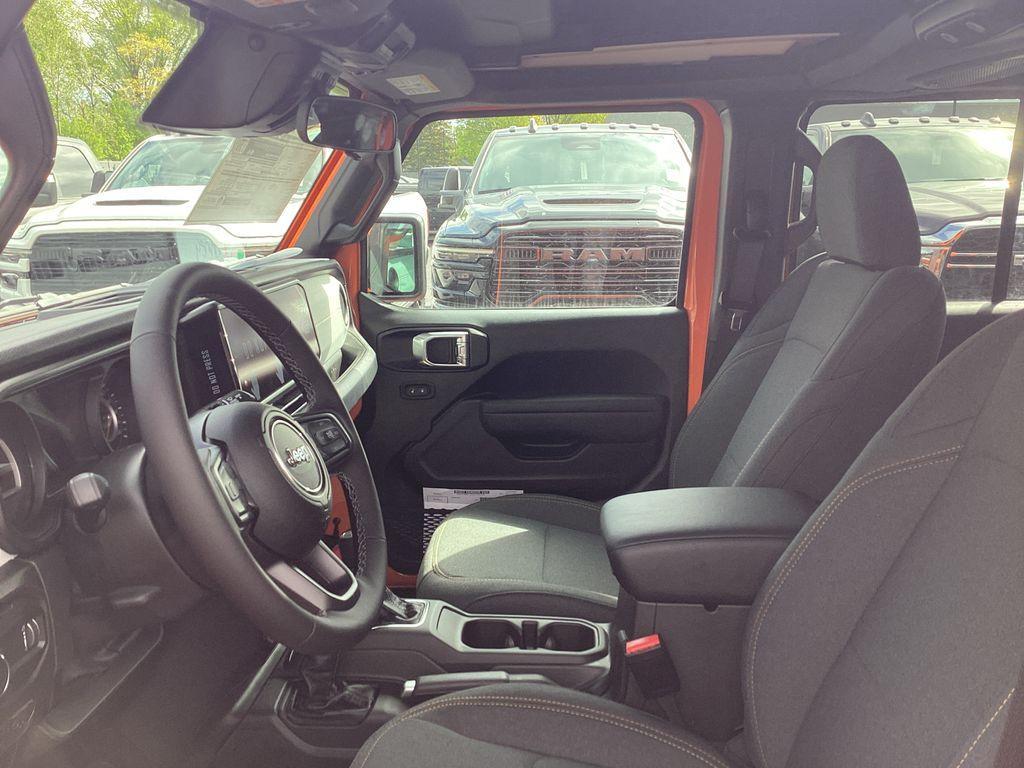 new 2025 Jeep Wrangler car, priced at $51,313