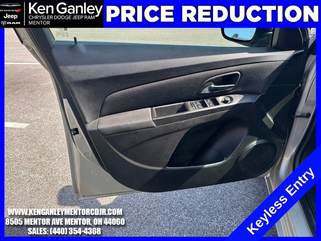 used 2014 Chevrolet Cruze car, priced at $4,900