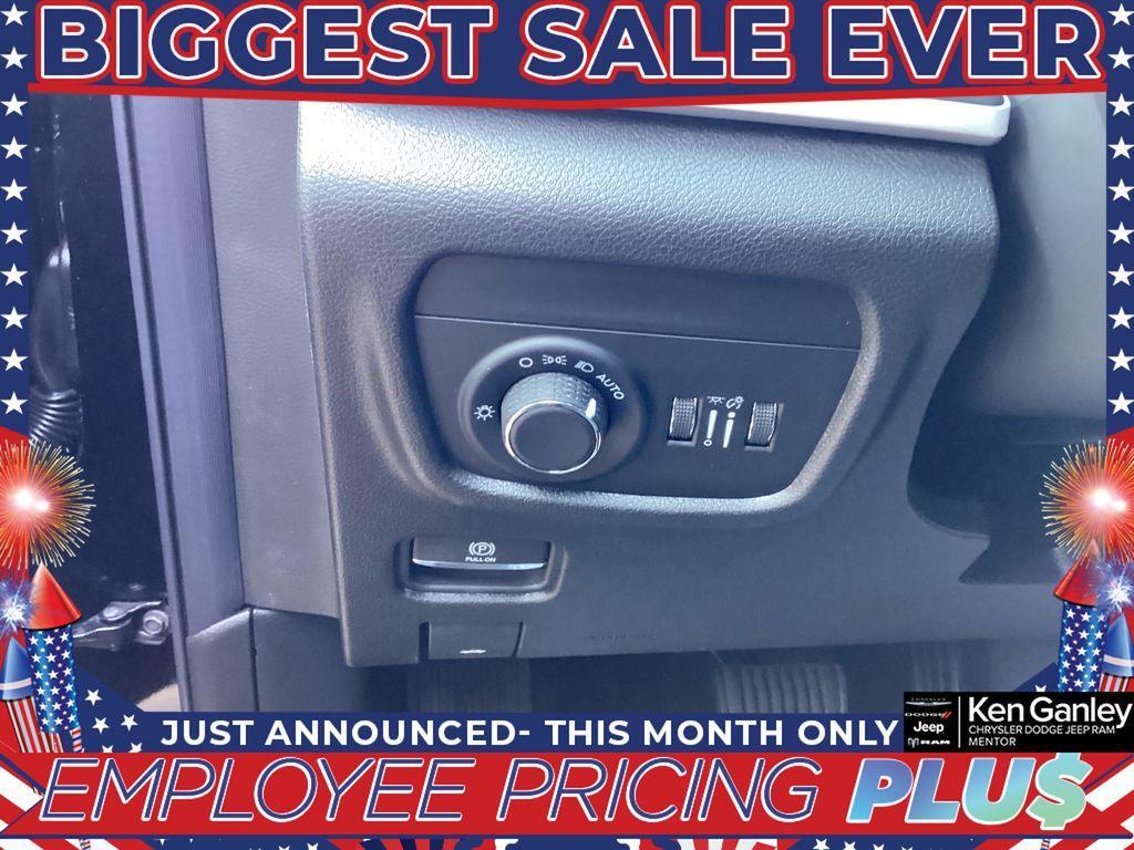new 2025 Jeep Grand Cherokee L car, priced at $43,452