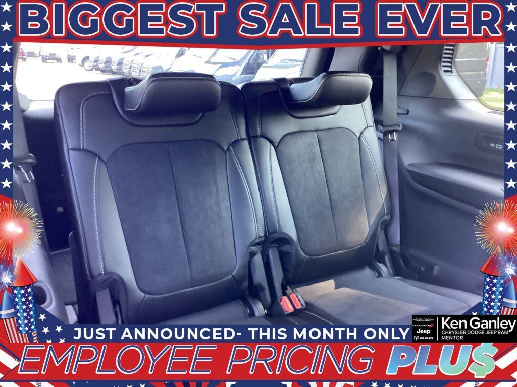 new 2025 Jeep Grand Cherokee L car, priced at $43,452