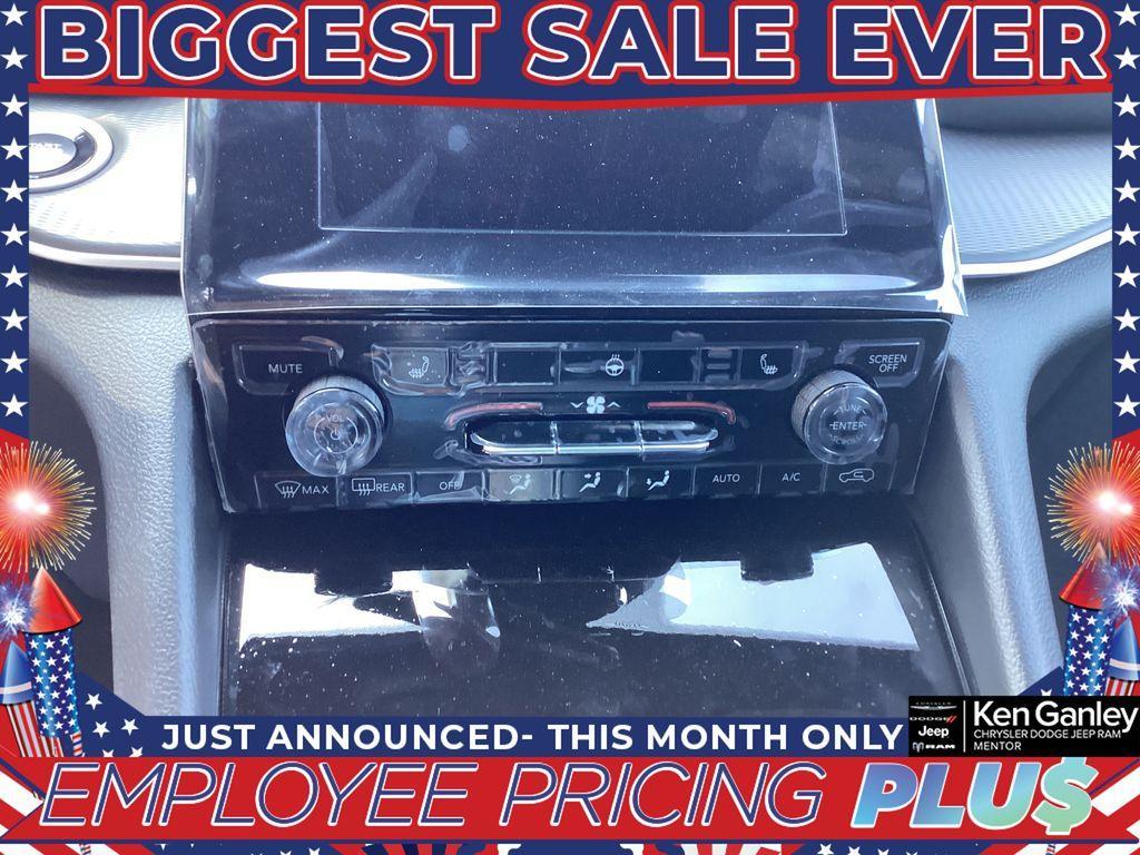new 2025 Jeep Grand Cherokee L car, priced at $43,452