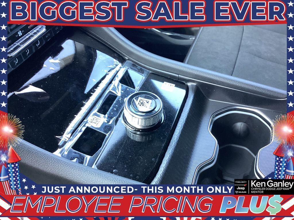new 2025 Jeep Grand Cherokee L car, priced at $43,452