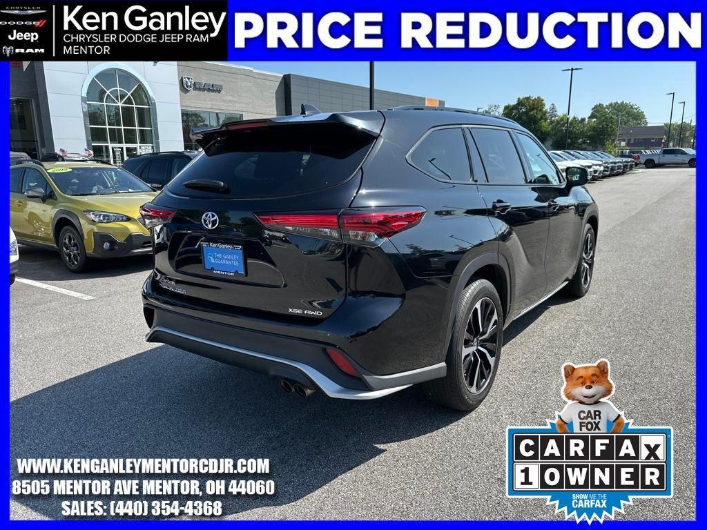 used 2021 Toyota Highlander car, priced at $32,800