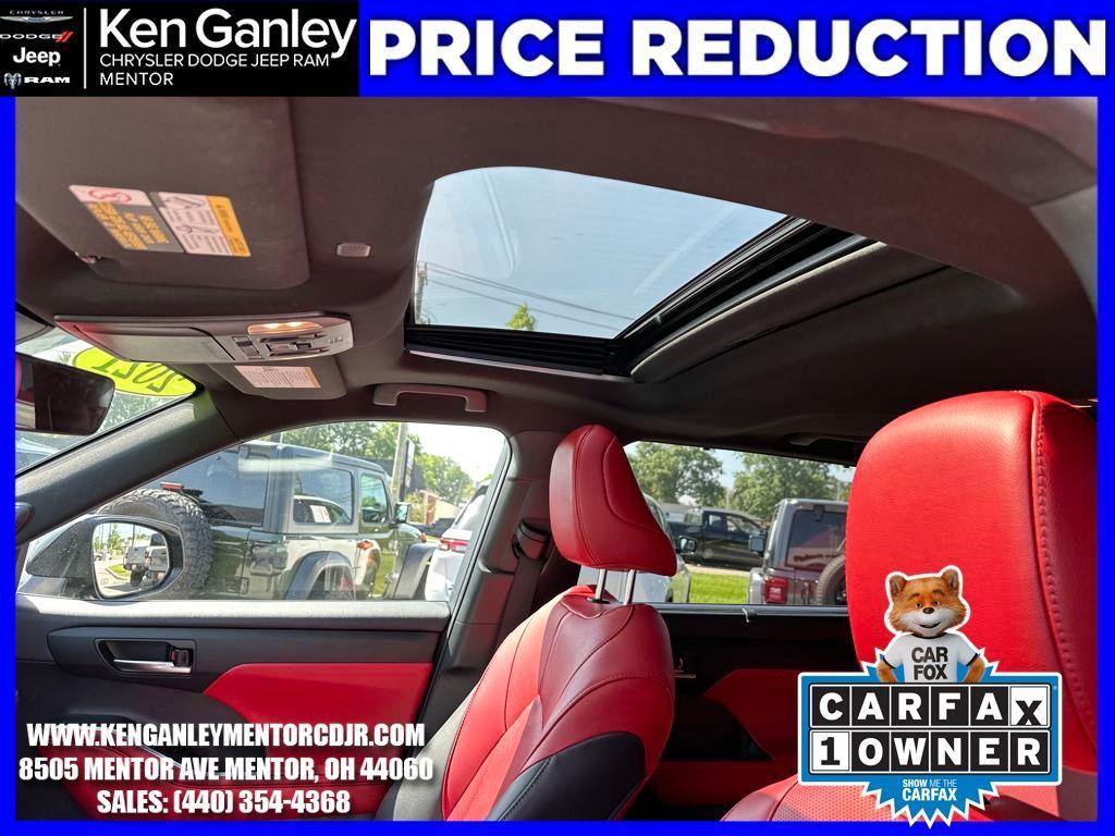 used 2021 Toyota Highlander car, priced at $32,800