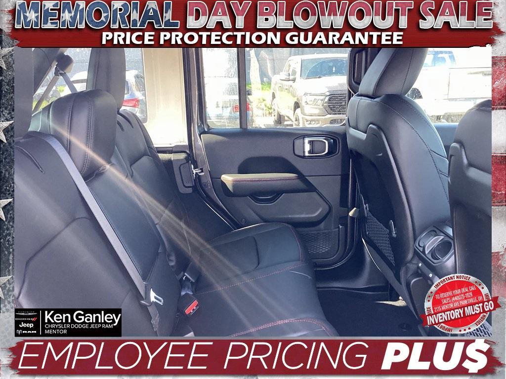 new 2025 Jeep Wrangler car, priced at $58,545