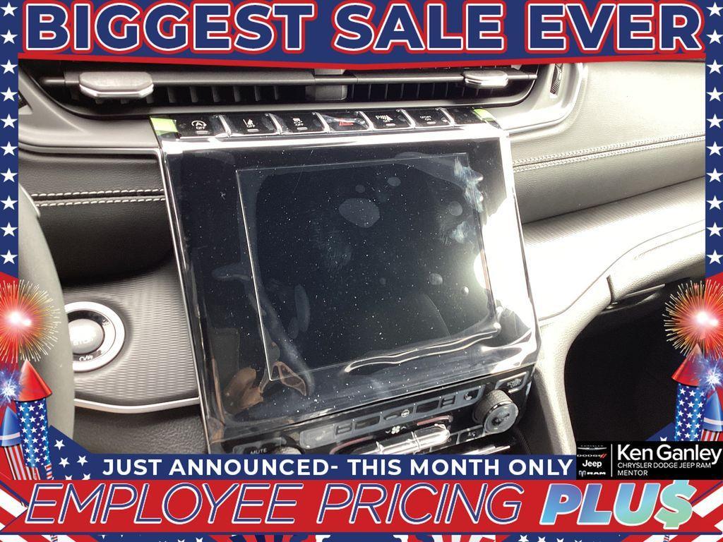new 2025 Jeep Grand Cherokee L car, priced at $43,452