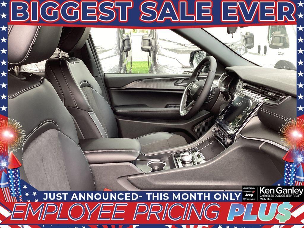 new 2025 Jeep Grand Cherokee L car, priced at $43,452