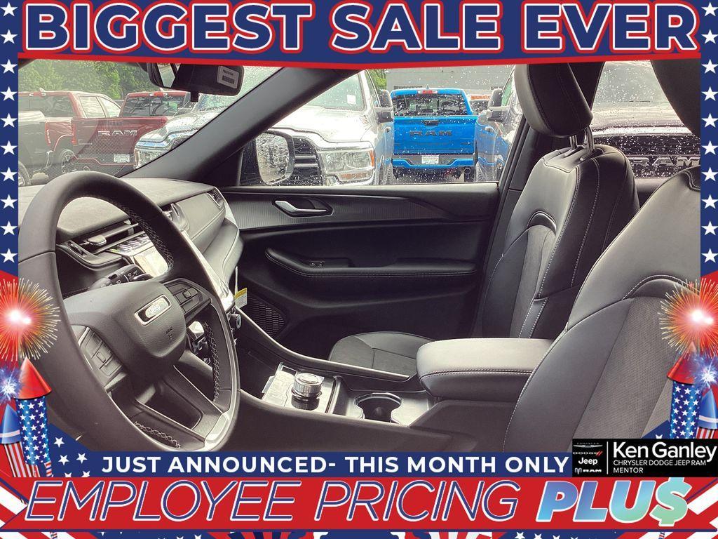 new 2025 Jeep Grand Cherokee L car, priced at $43,452