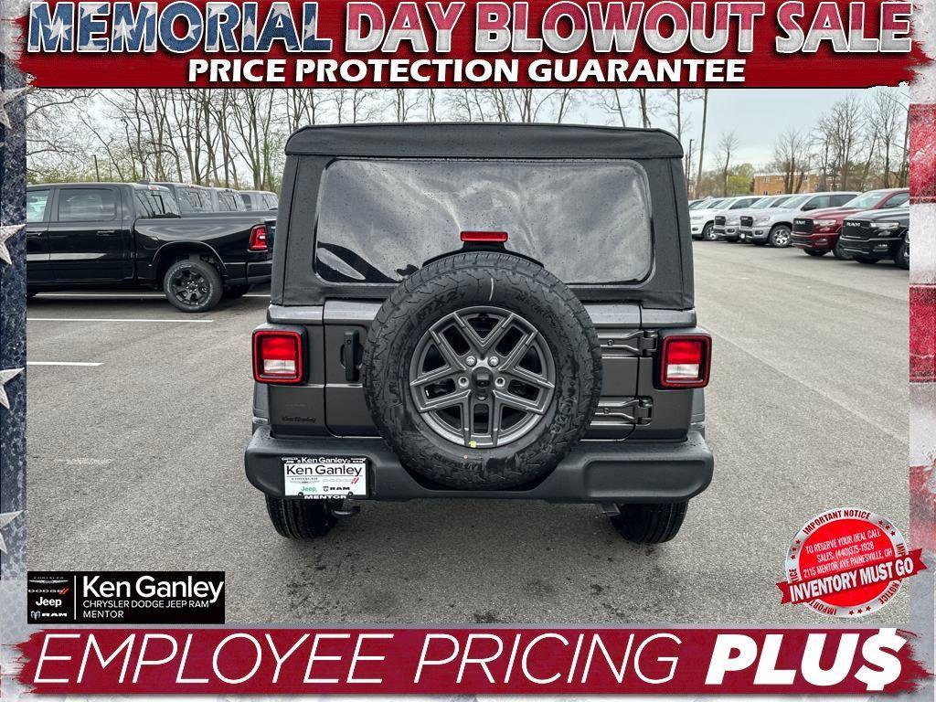 new 2025 Jeep Wrangler car, priced at $42,593