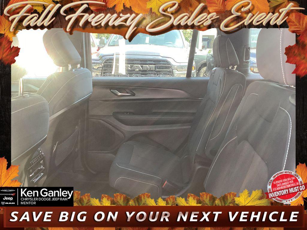 new 2025 Jeep Grand Cherokee L car, priced at $41,225