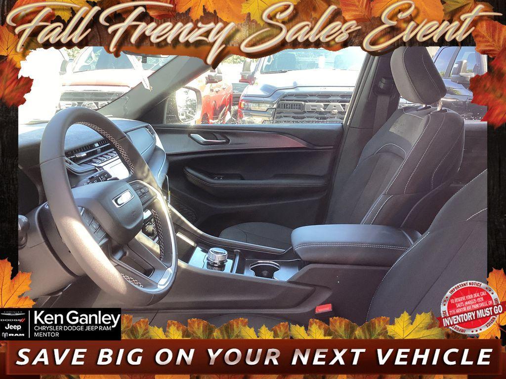 new 2025 Jeep Grand Cherokee L car, priced at $41,225