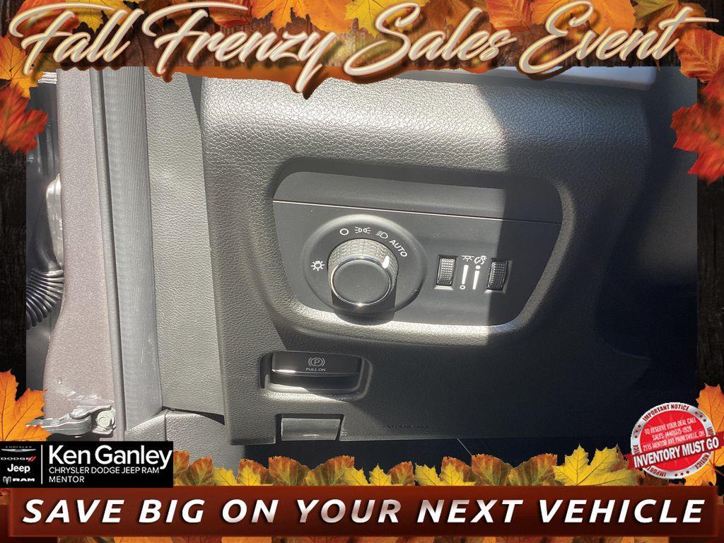 new 2025 Jeep Grand Cherokee L car, priced at $41,225