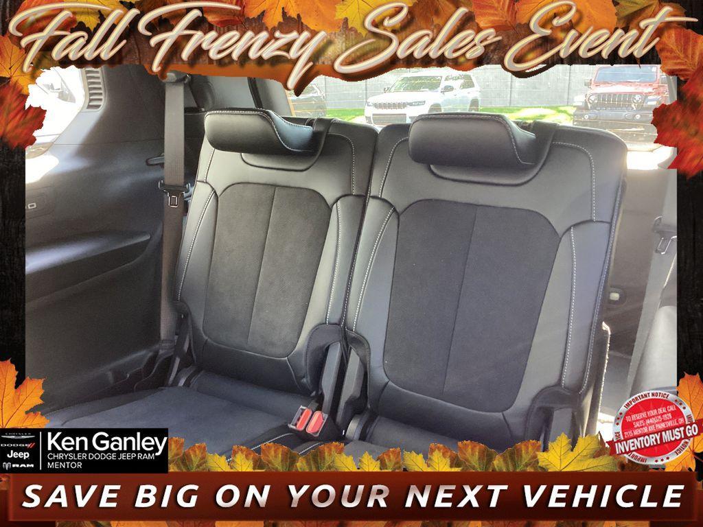 new 2025 Jeep Grand Cherokee L car, priced at $42,307