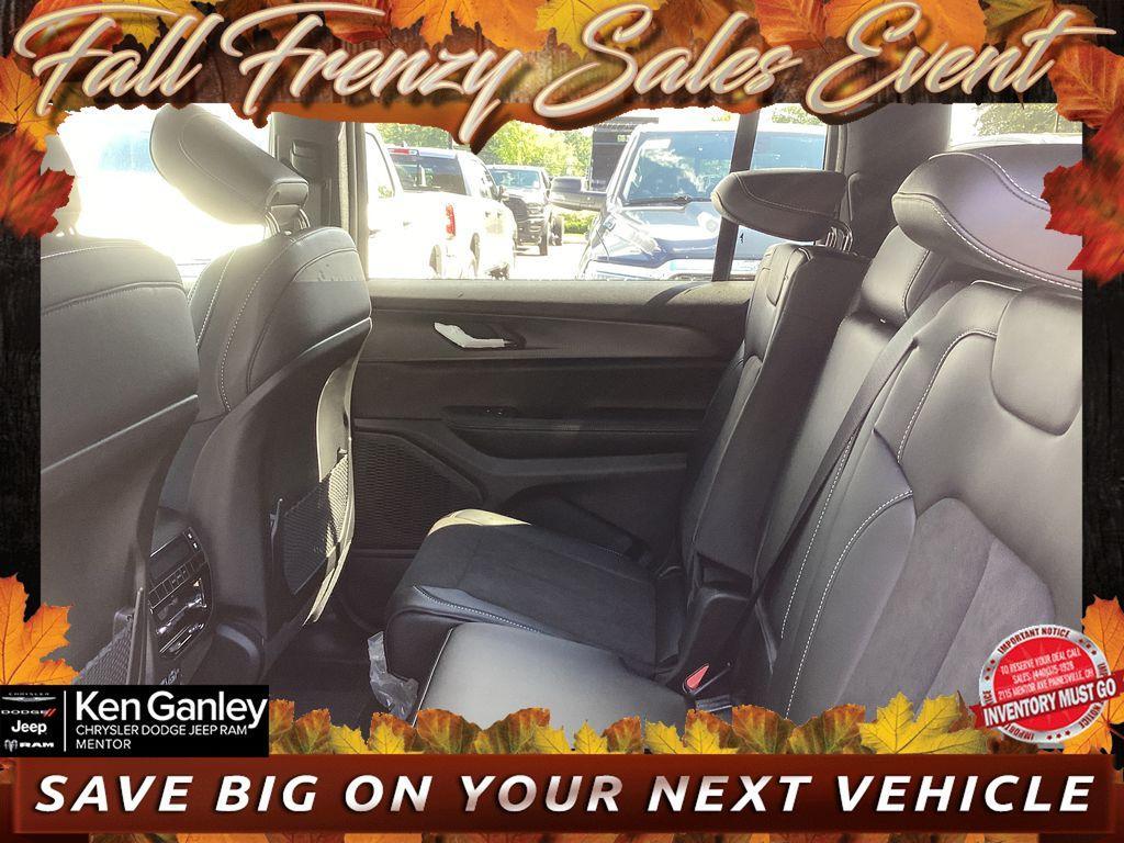 new 2025 Jeep Grand Cherokee L car, priced at $42,307