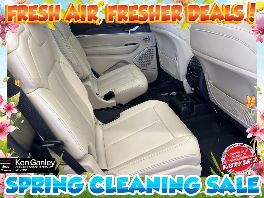 new 2025 Jeep Grand Cherokee L car, priced at $49,162
