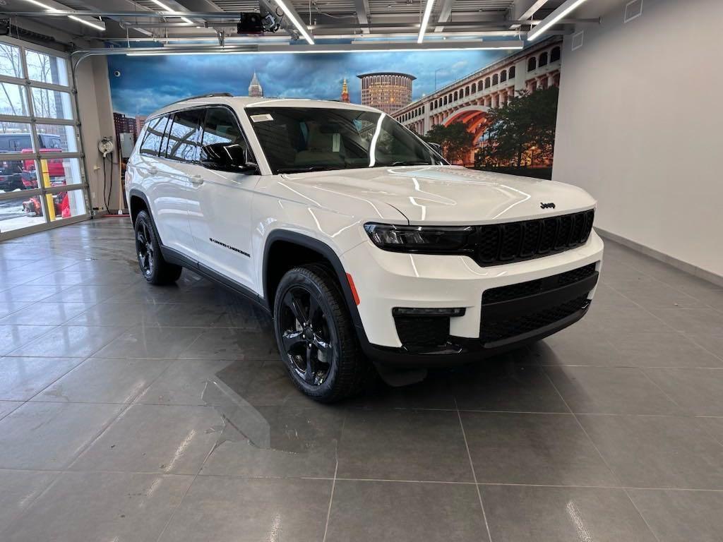 new 2025 Jeep Grand Cherokee L car, priced at $45,799