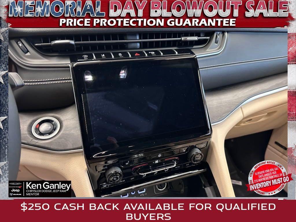 new 2025 Jeep Grand Cherokee L car, priced at $45,799