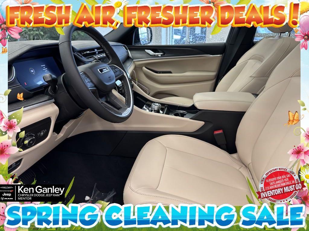 new 2025 Jeep Grand Cherokee L car, priced at $49,162
