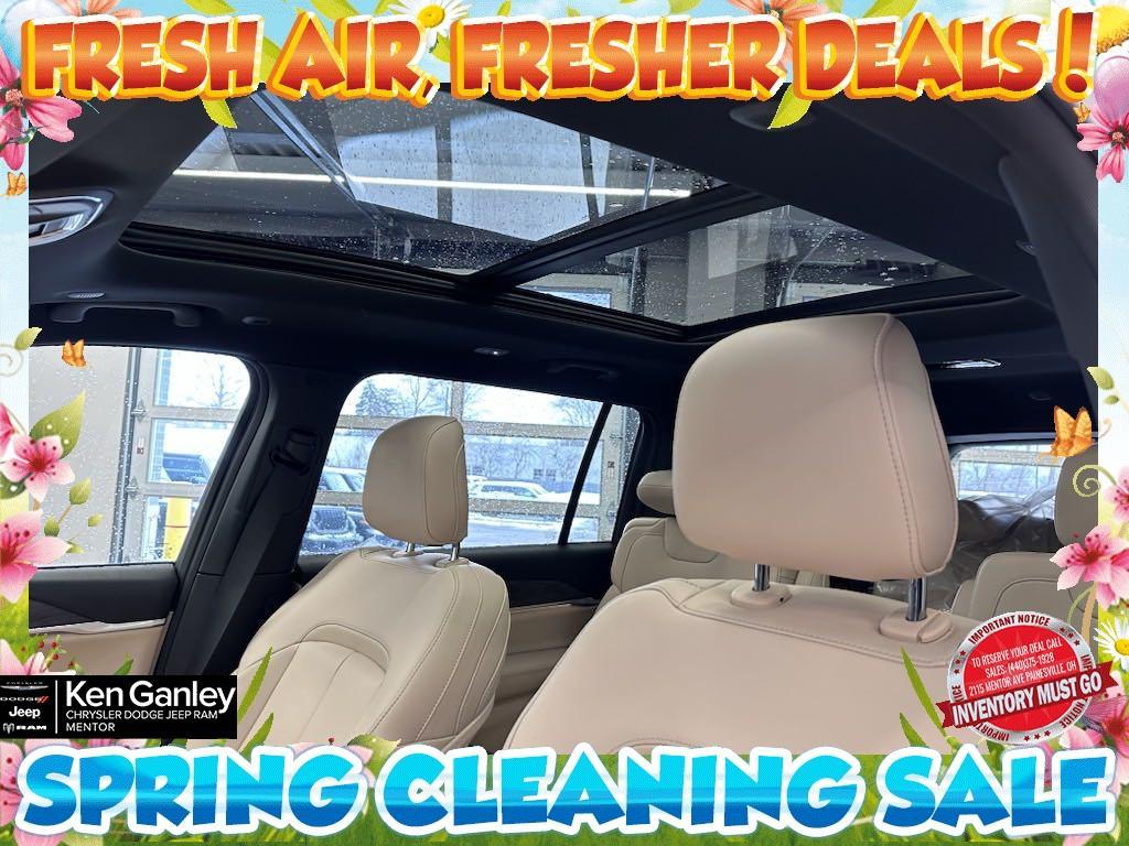 new 2025 Jeep Grand Cherokee L car, priced at $49,162