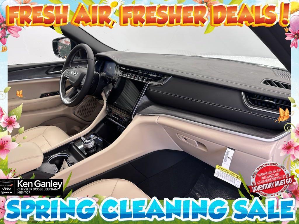 new 2025 Jeep Grand Cherokee L car, priced at $49,162