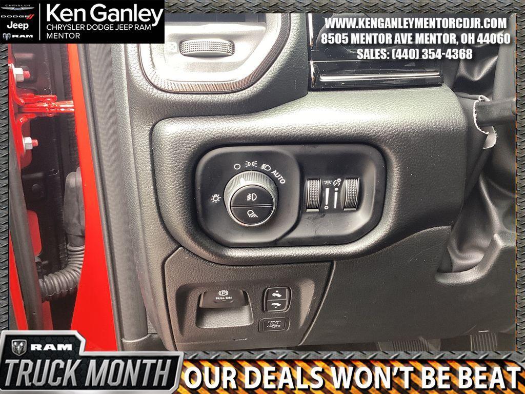 new 2025 Ram 1500 car, priced at $61,102
