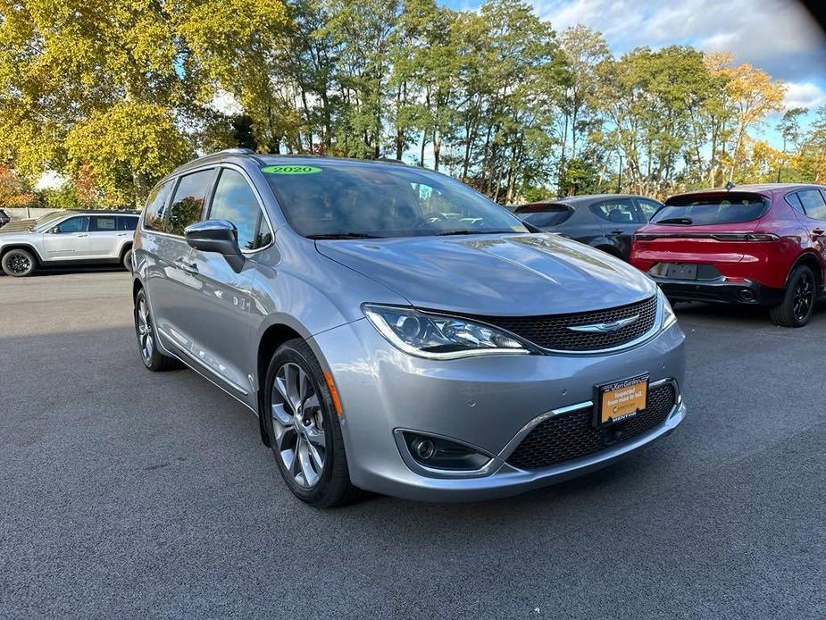 used 2020 Chrysler Pacifica car, priced at $23,500