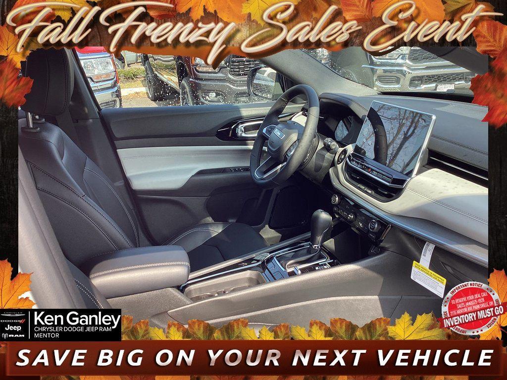 new 2025 Jeep Compass car, priced at $29,176