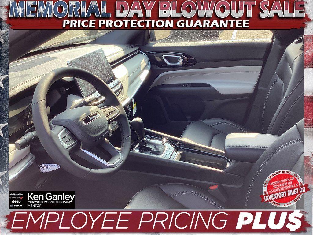 new 2025 Jeep Compass car, priced at $29,176