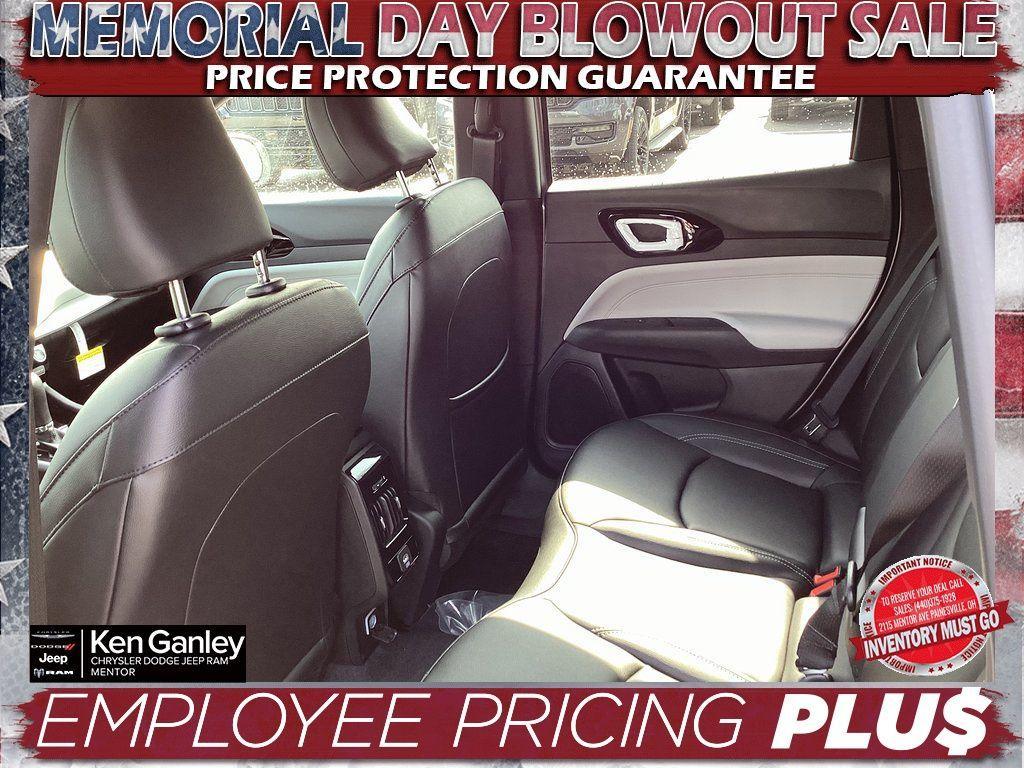 new 2025 Jeep Compass car, priced at $29,176