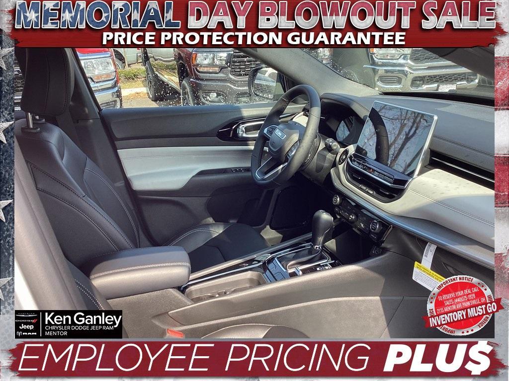 new 2025 Jeep Compass car, priced at $30,411