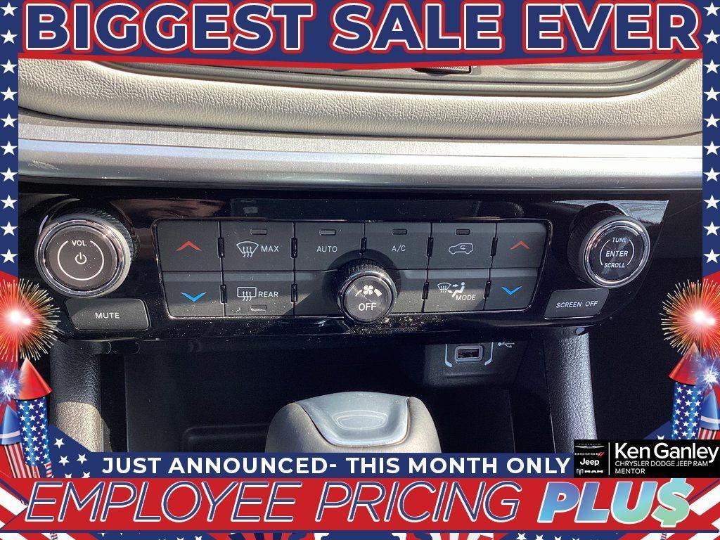 new 2025 Jeep Compass car, priced at $29,176