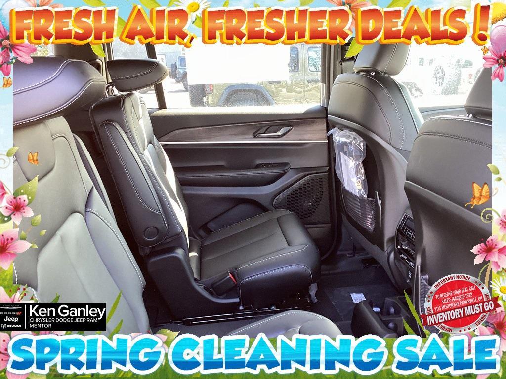 new 2025 Jeep Grand Cherokee L car, priced at $45,846